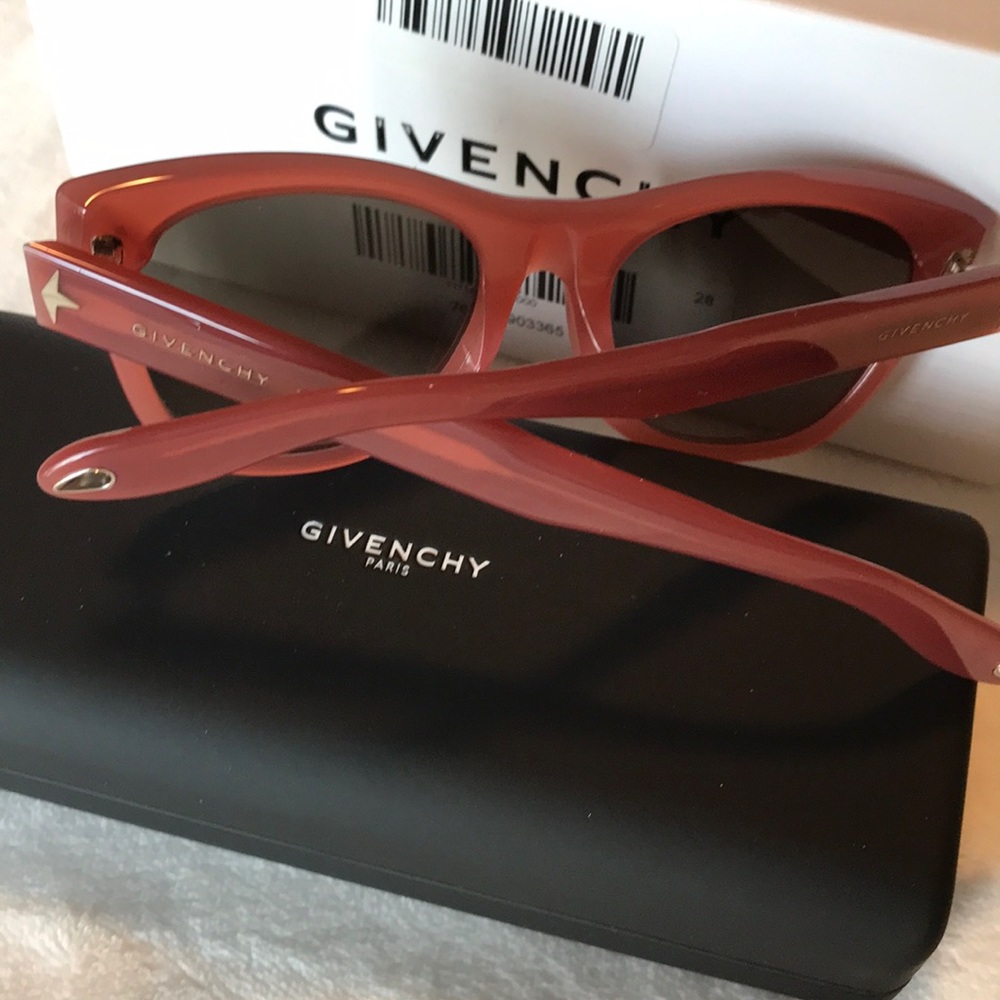 🌺HP🌺 GIVENCHY Paris Sunglasses - Picture 6 of 8